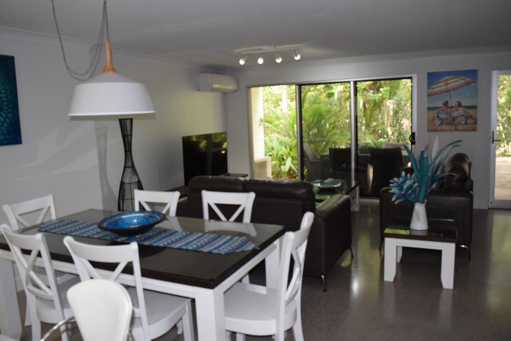 Raintrees Moffat Beach Caloundra Exterior photo