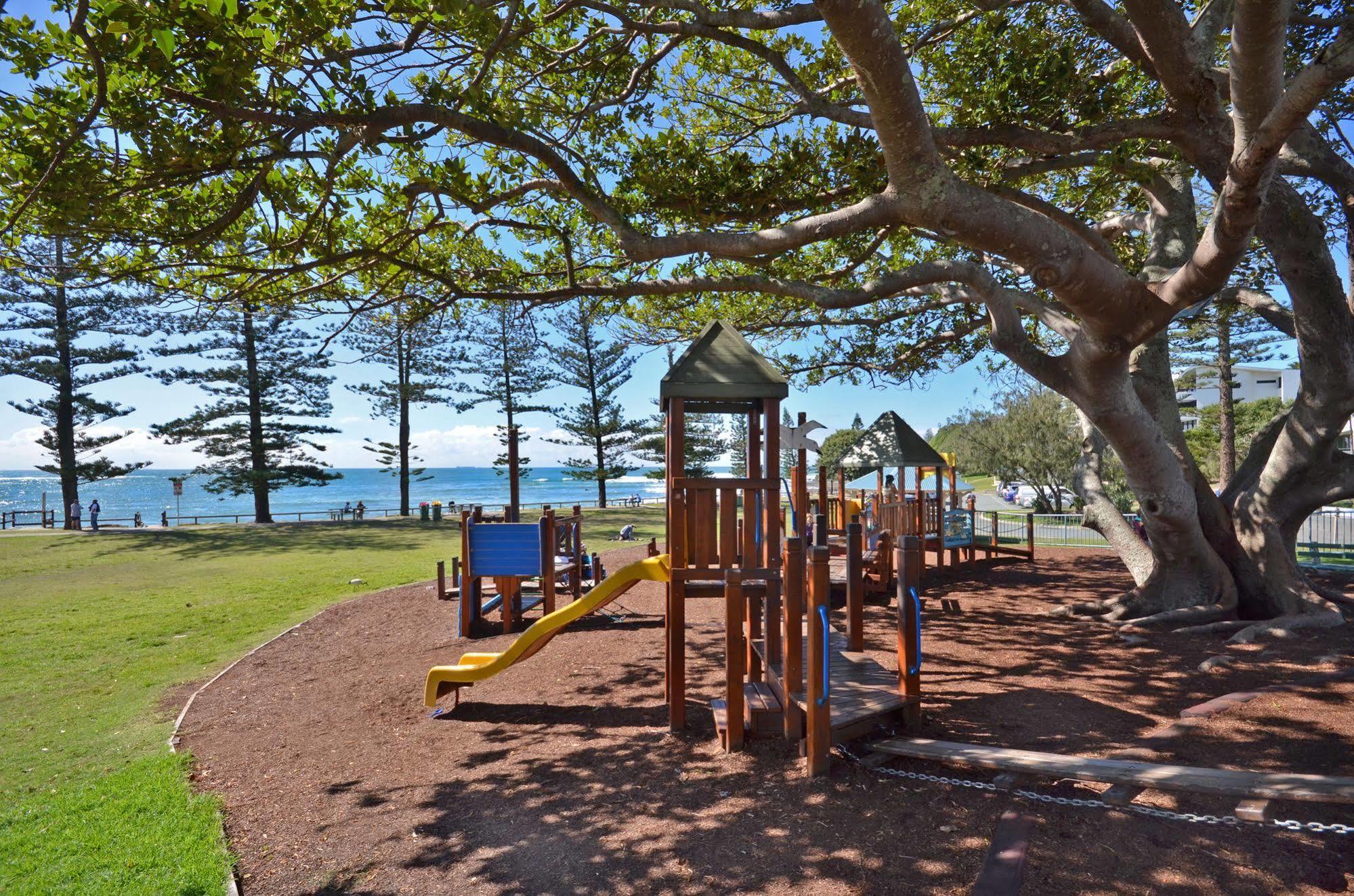 Raintrees Moffat Beach Caloundra Exterior photo